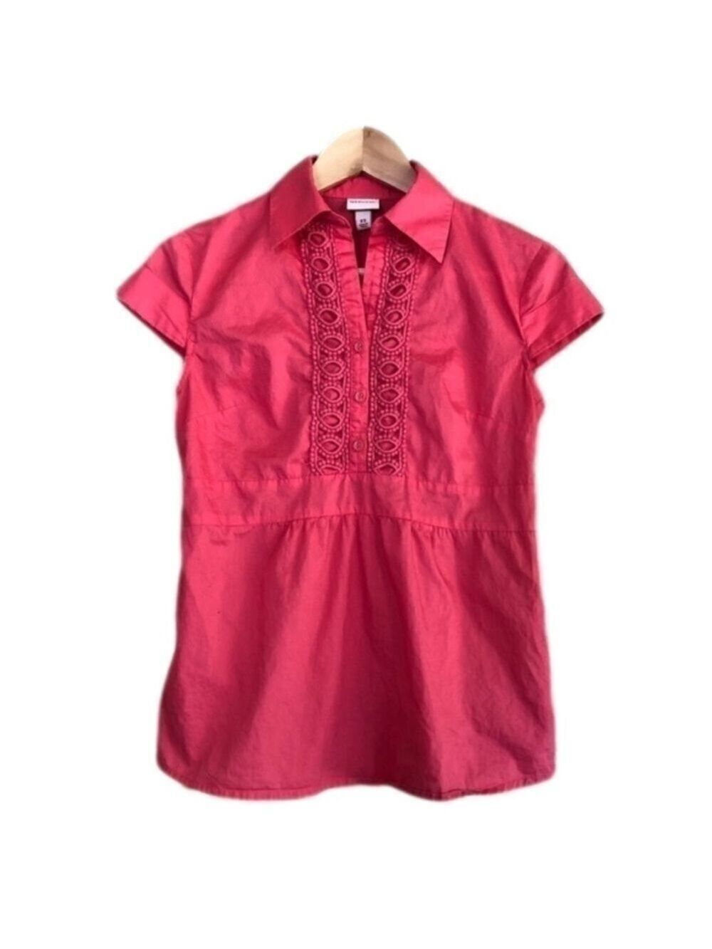 Merona embroidered button placket cap sleeve cotton blouse size XS